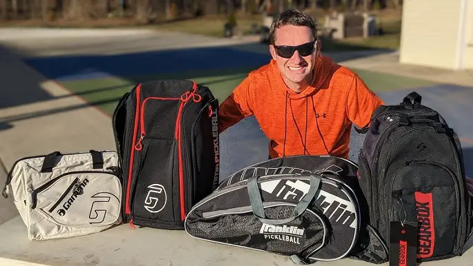 How to choose pickleball bag?